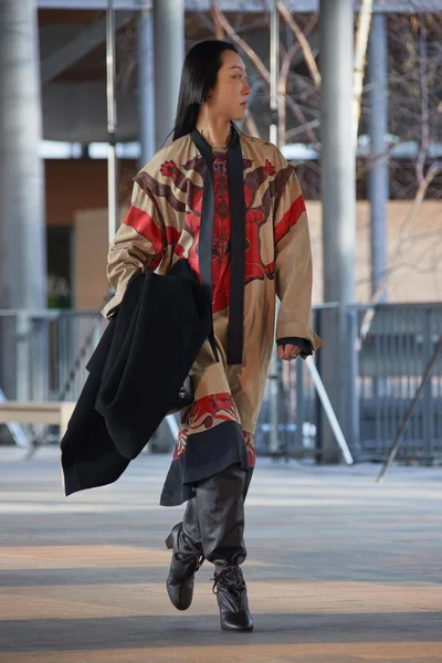 Look 25